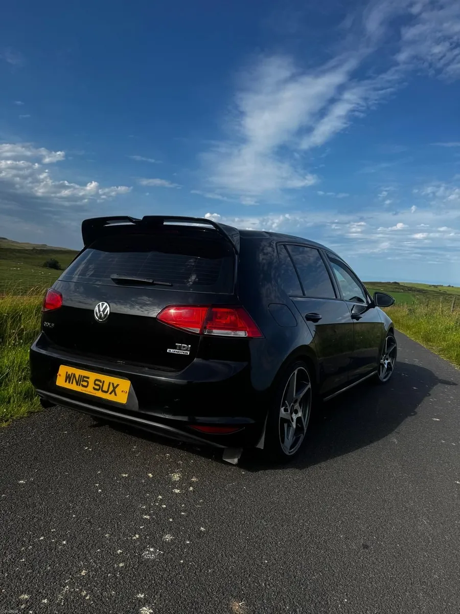 Volkswagen Golf 2015 - Image 2