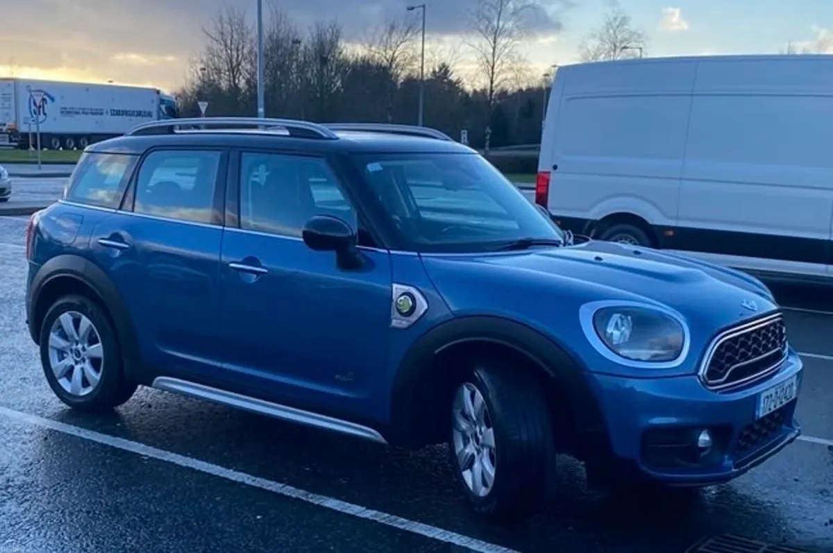 Mini Countryman - Image 3