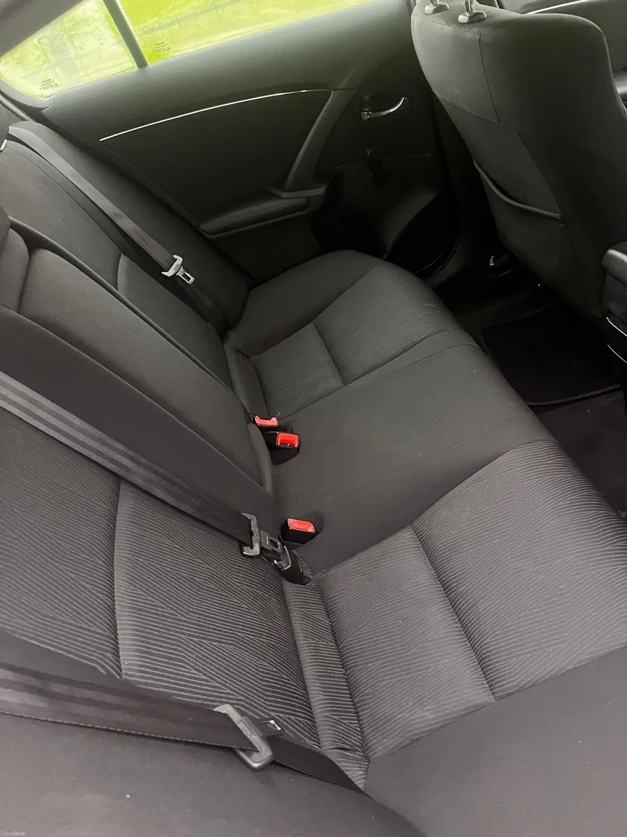 Toyota avensis 2009 2 litre new nct 1 year - Image 5