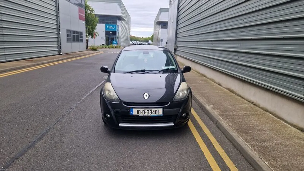 2010 Renault Clio 1.1 petrol nct - Image 3