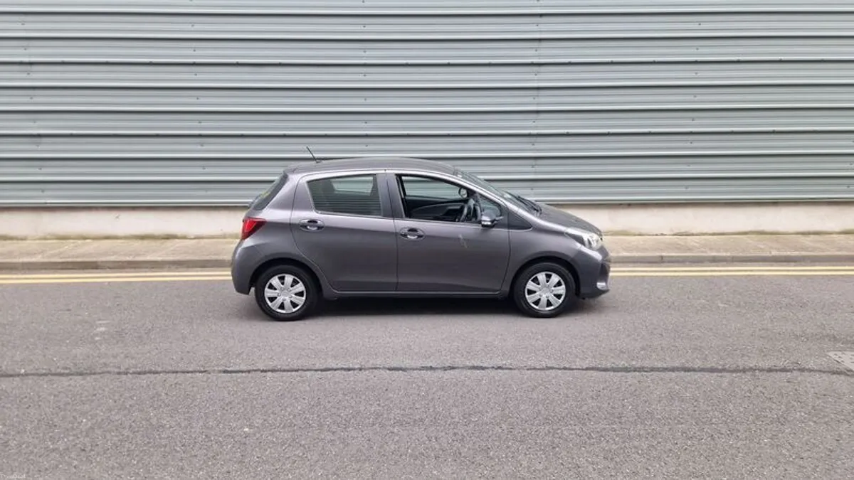 2015 Toyota Yaris 1ltr petrol Tax and New nct - Image 3