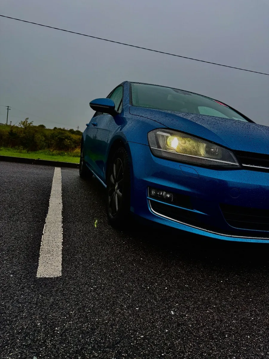 Volkswagen Golf 2014 - Image 2