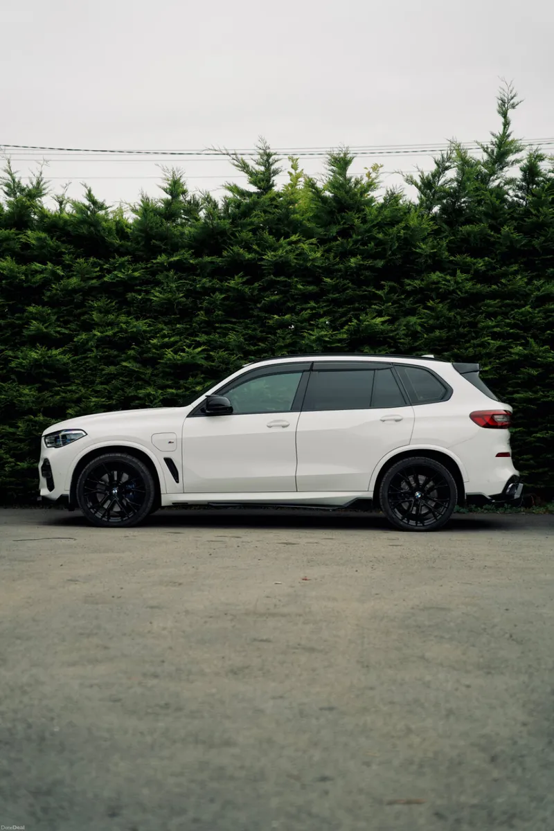 BMW X5 45e M Sport Pro 2021|Premium Plug-in Hybrid - Image 2