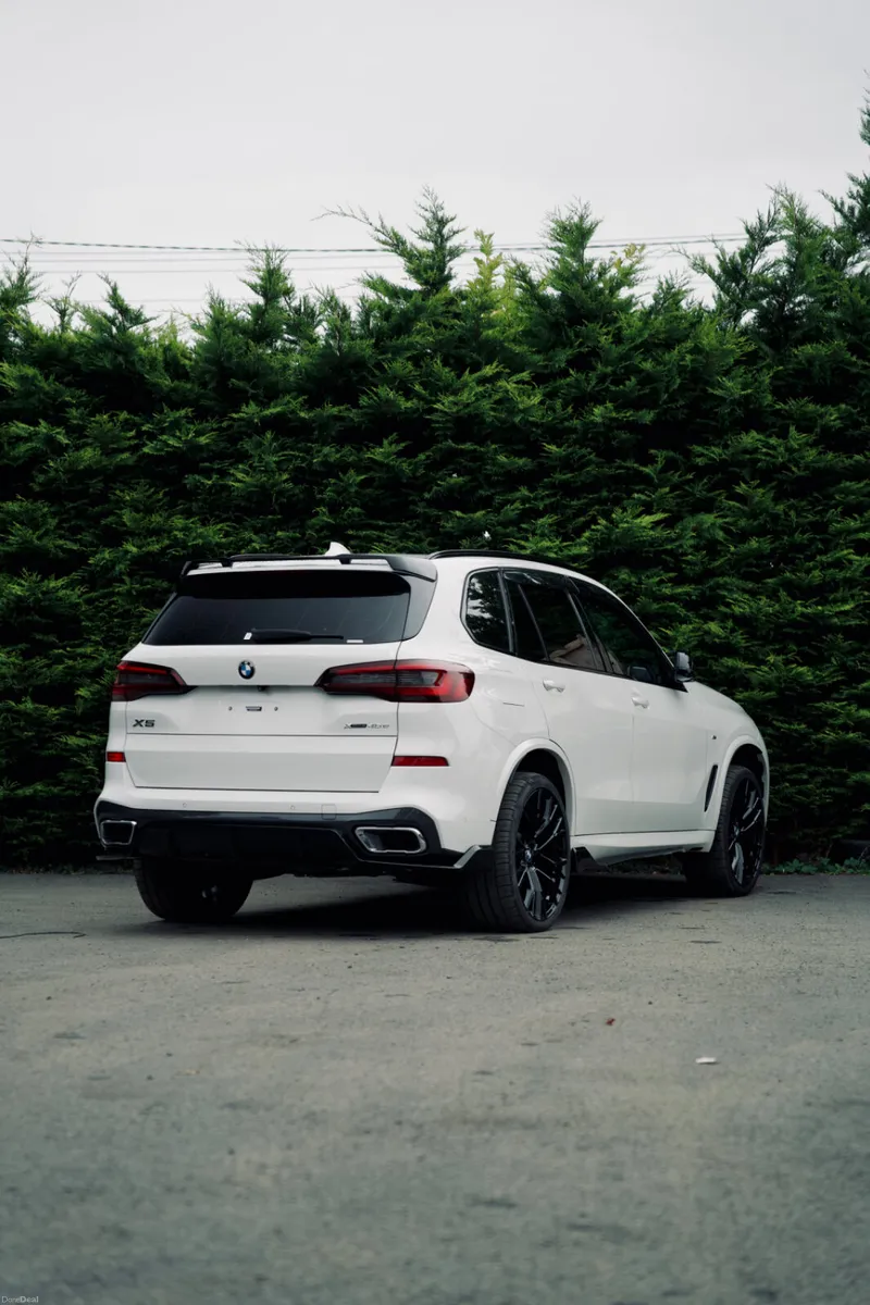 BMW X5 45e M Sport Pro 2021|Premium Plug-in Hybrid - Image 3