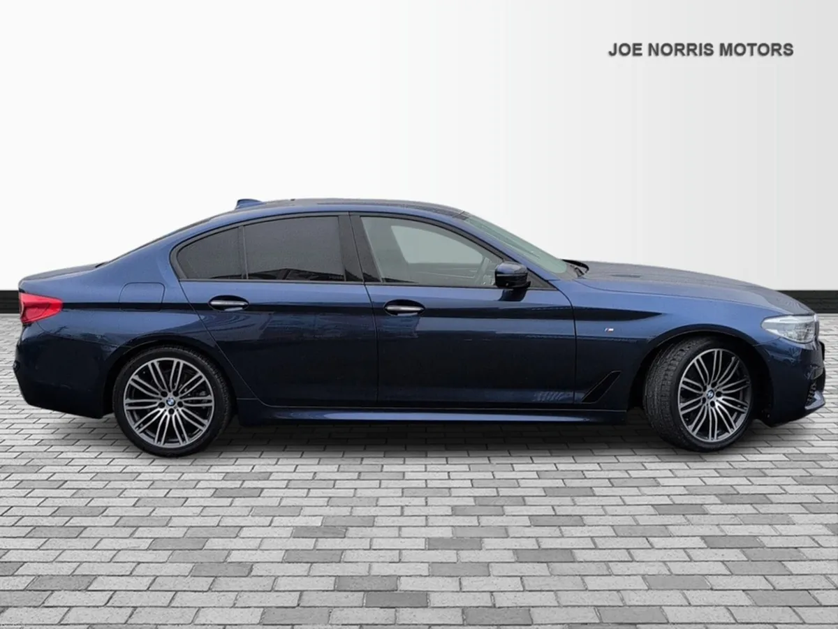 BMW 5-Series 523d MSport - Image 4