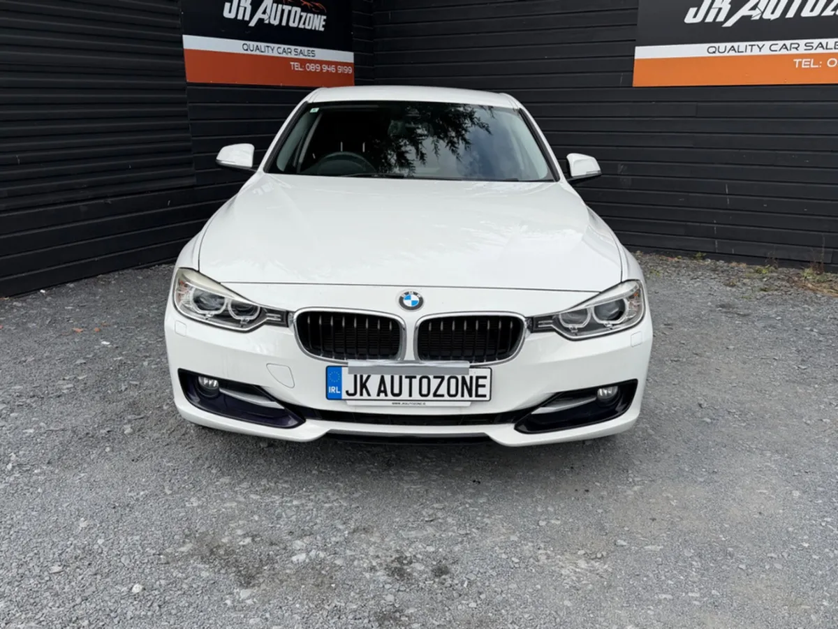 BMW 3-Series 2.0D LUXURY AUTO - Image 2