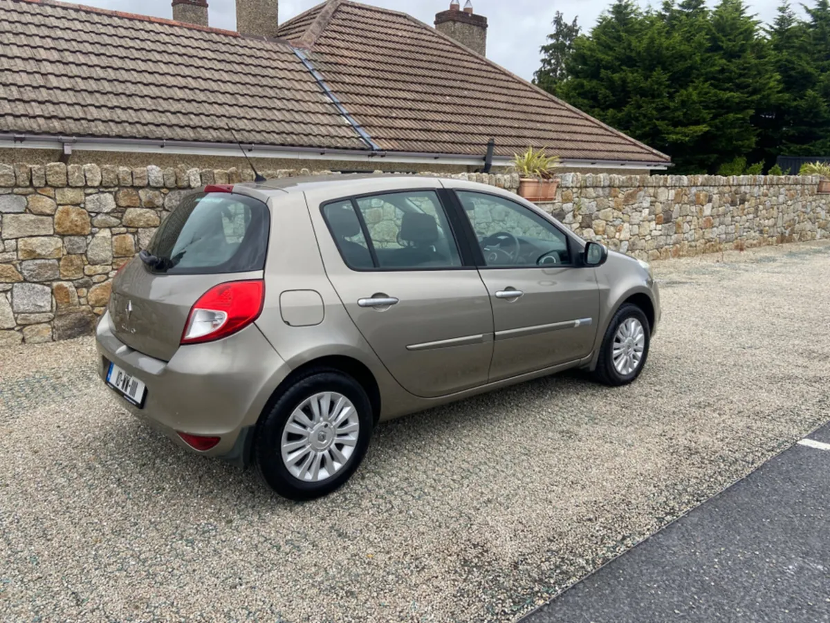 Renault Clio 3 1.2 16V DYNAMIQUE ECO 5DR - Image 3