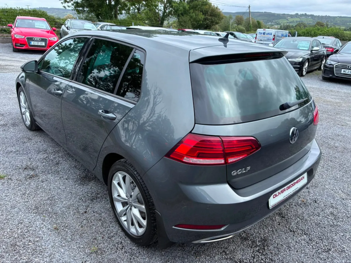 Volkswagen Golf HIGHLINE 1.0 TSI MANUAL 6 SPEED - Image 3