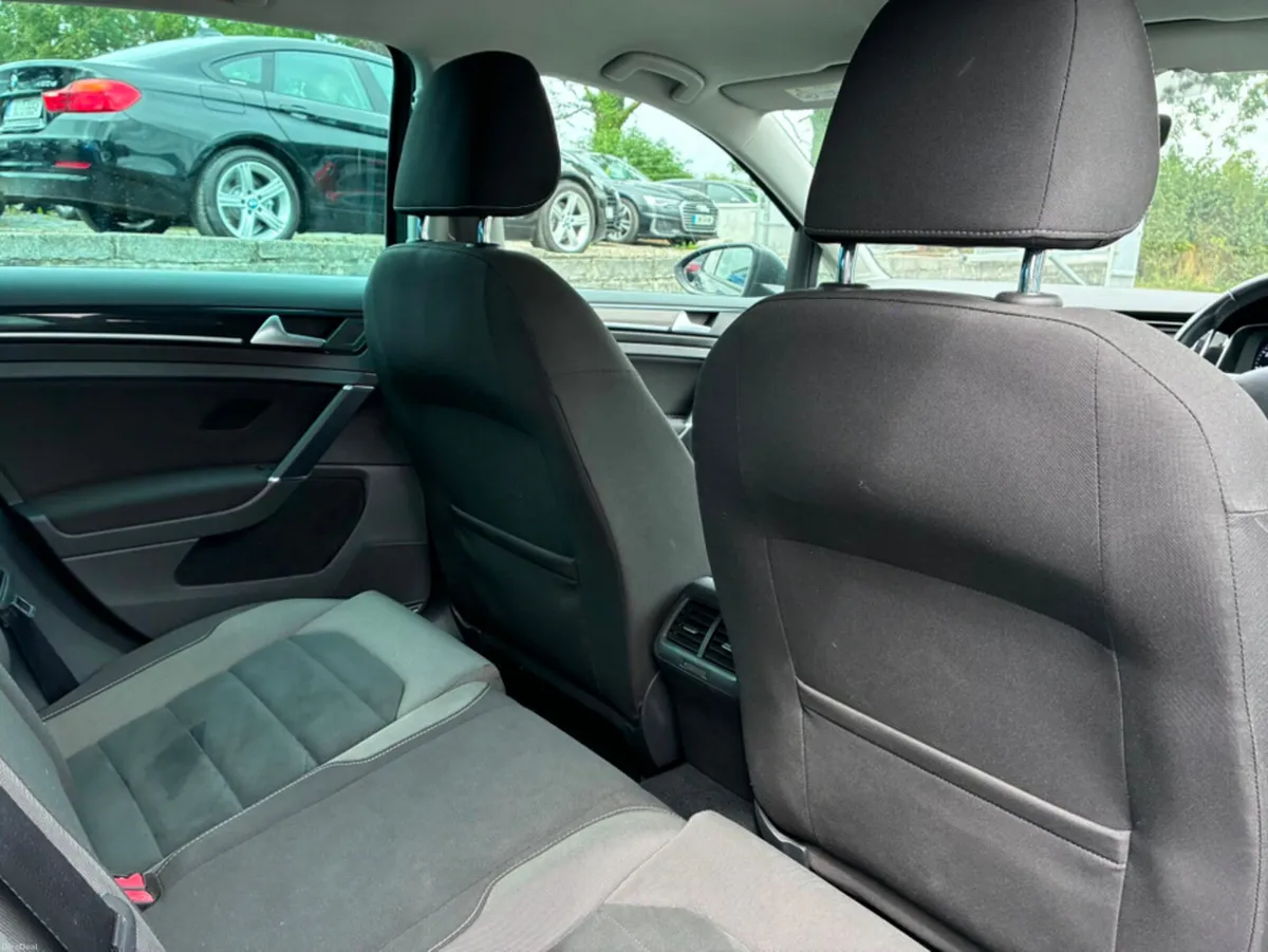Volkswagen Golf HIGHLINE 1.0 TSI MANUAL 6 SPEED - Image 6