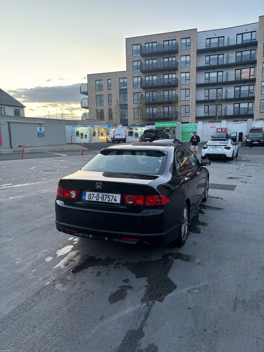 Honda accord cl7 type s petrol - Image 2