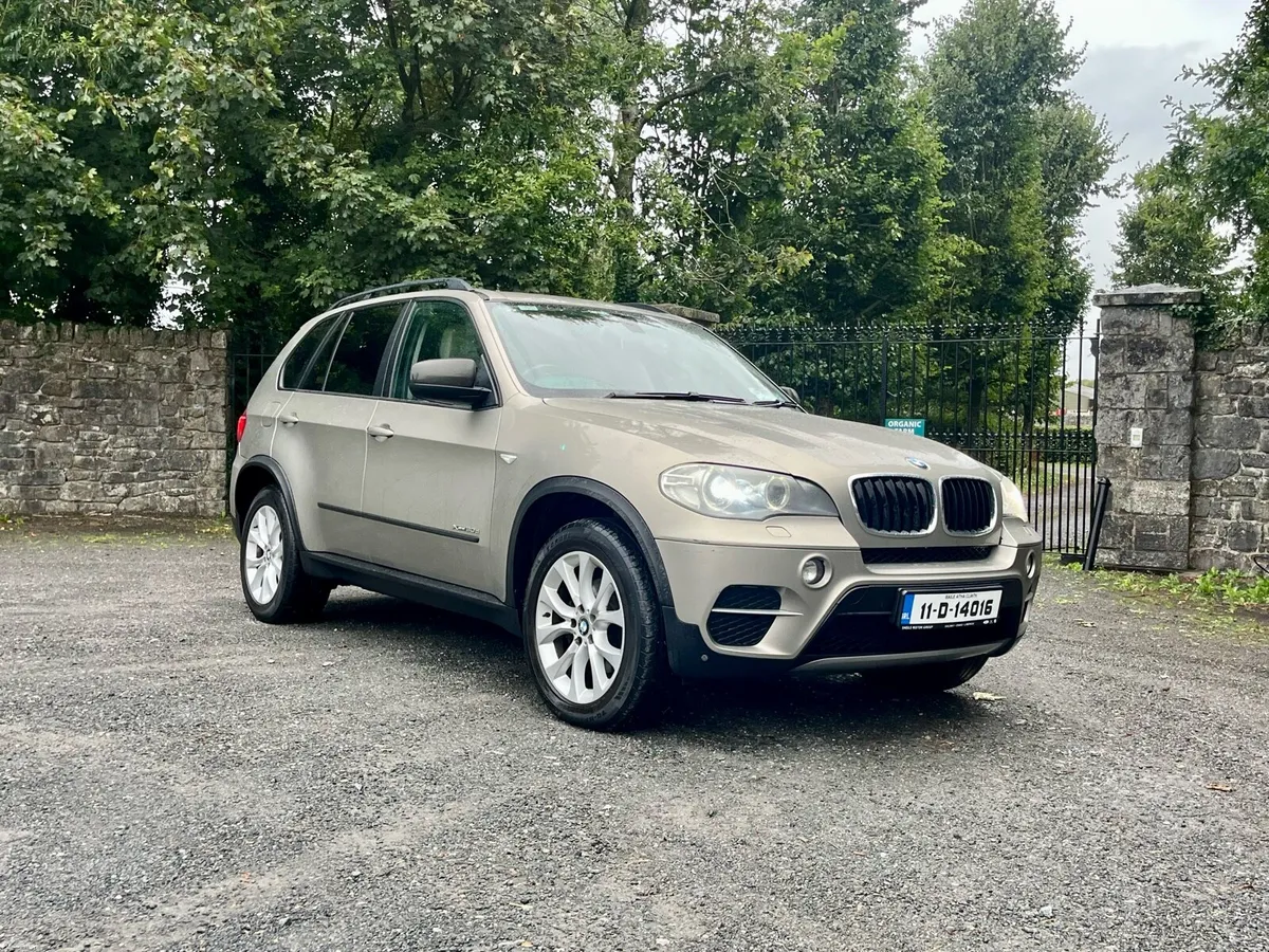 BMW X5 - Crewcab - Image 6