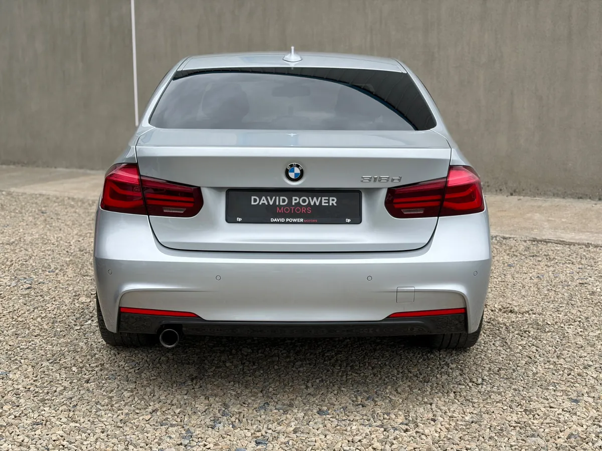 BMW 318D M-Sport Shadow Edition 172 - Image 5