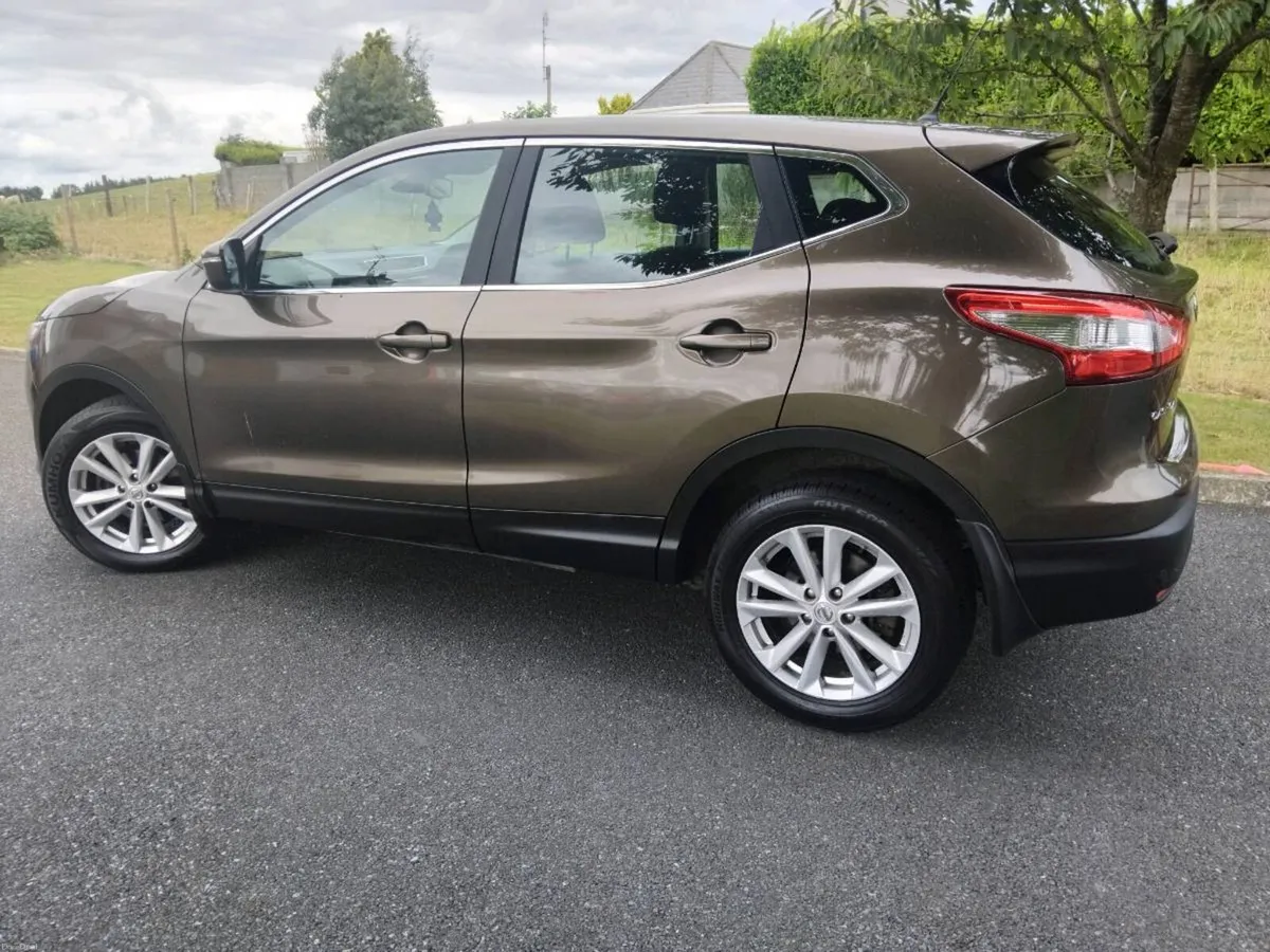 Nissan Qashqai new  (NCT 08/27) - Image 5