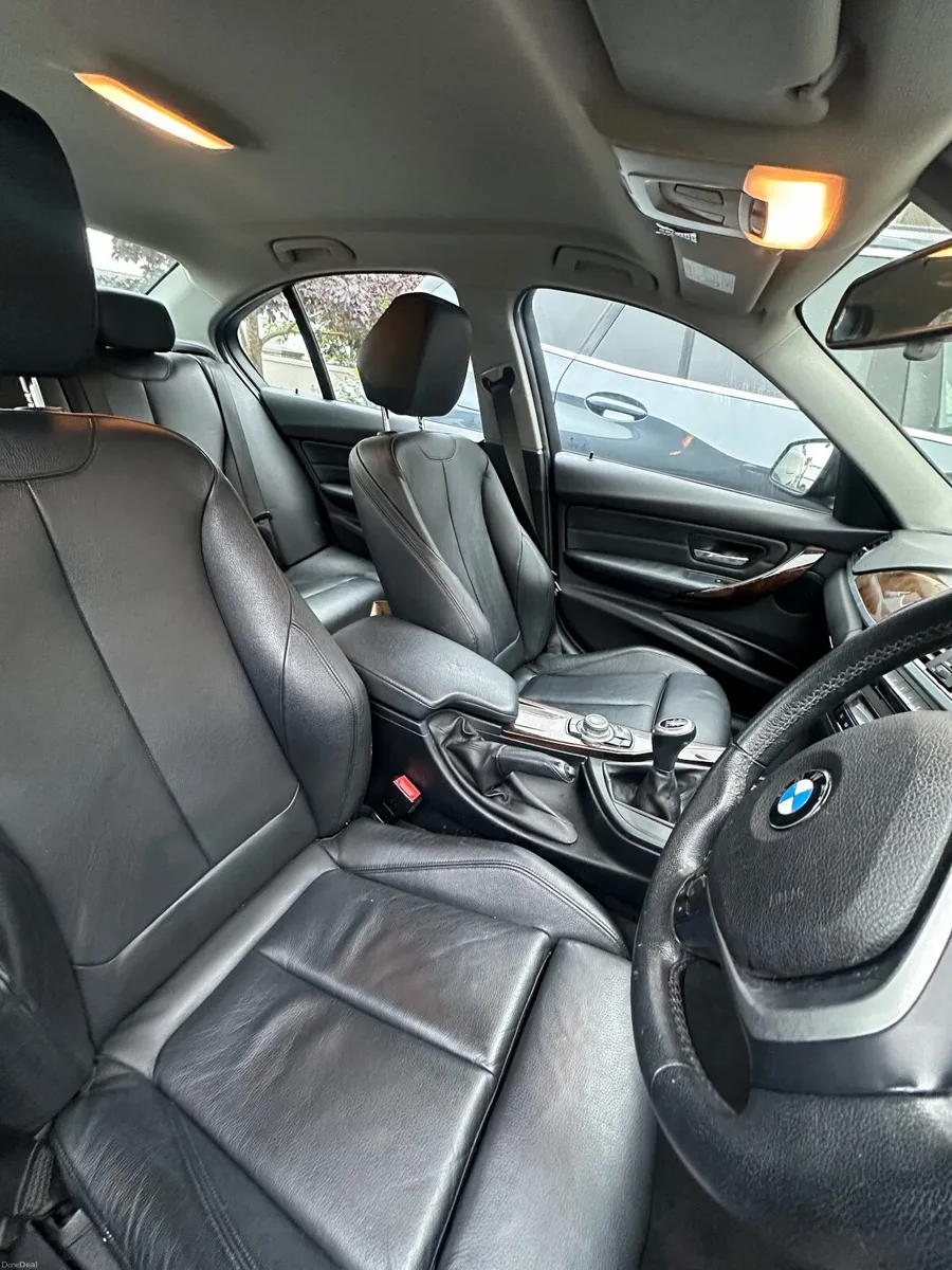 BMW 3-Series 2015 - Image 4