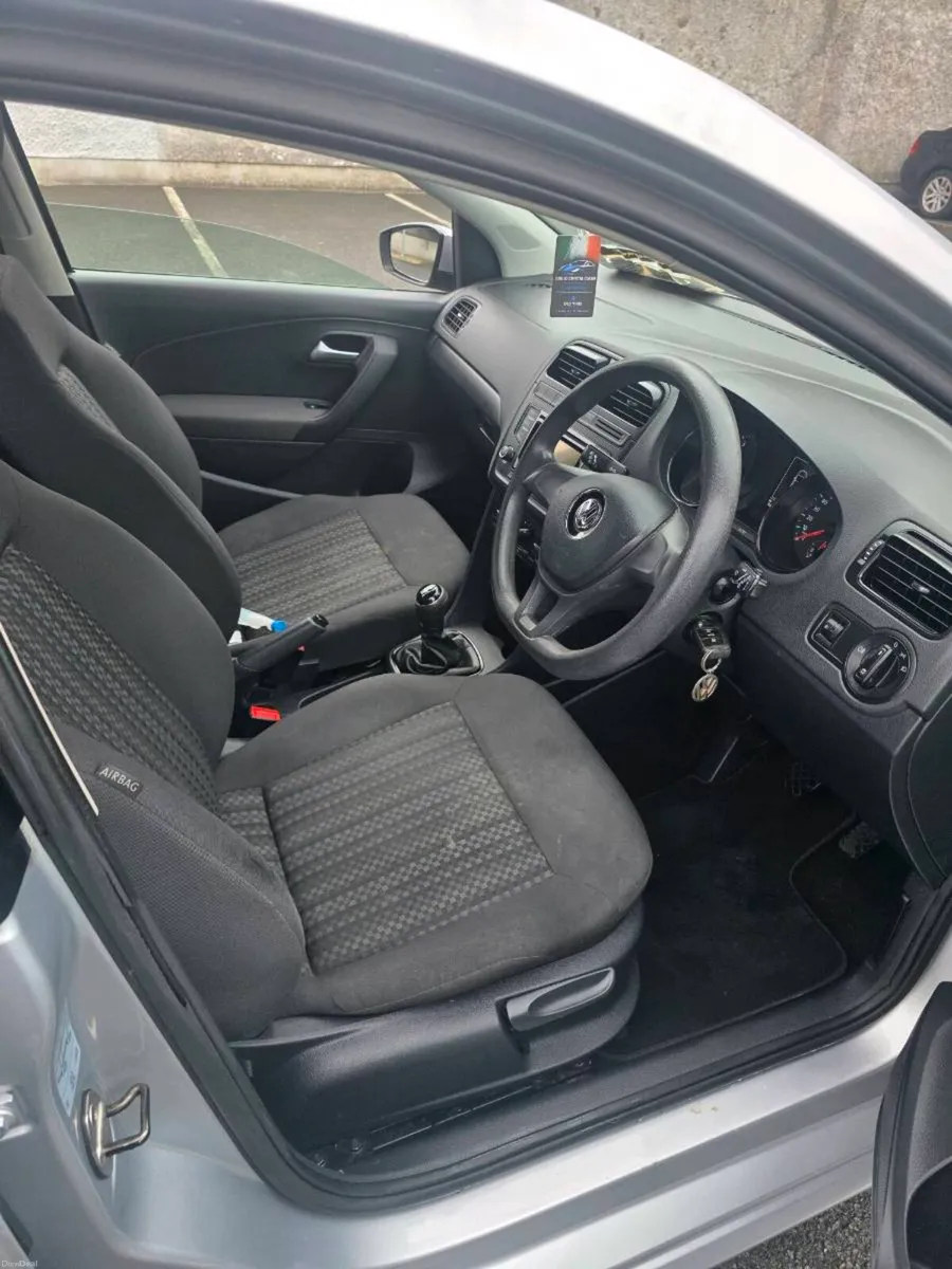 Volkswagen Polo 2014 - Image 5