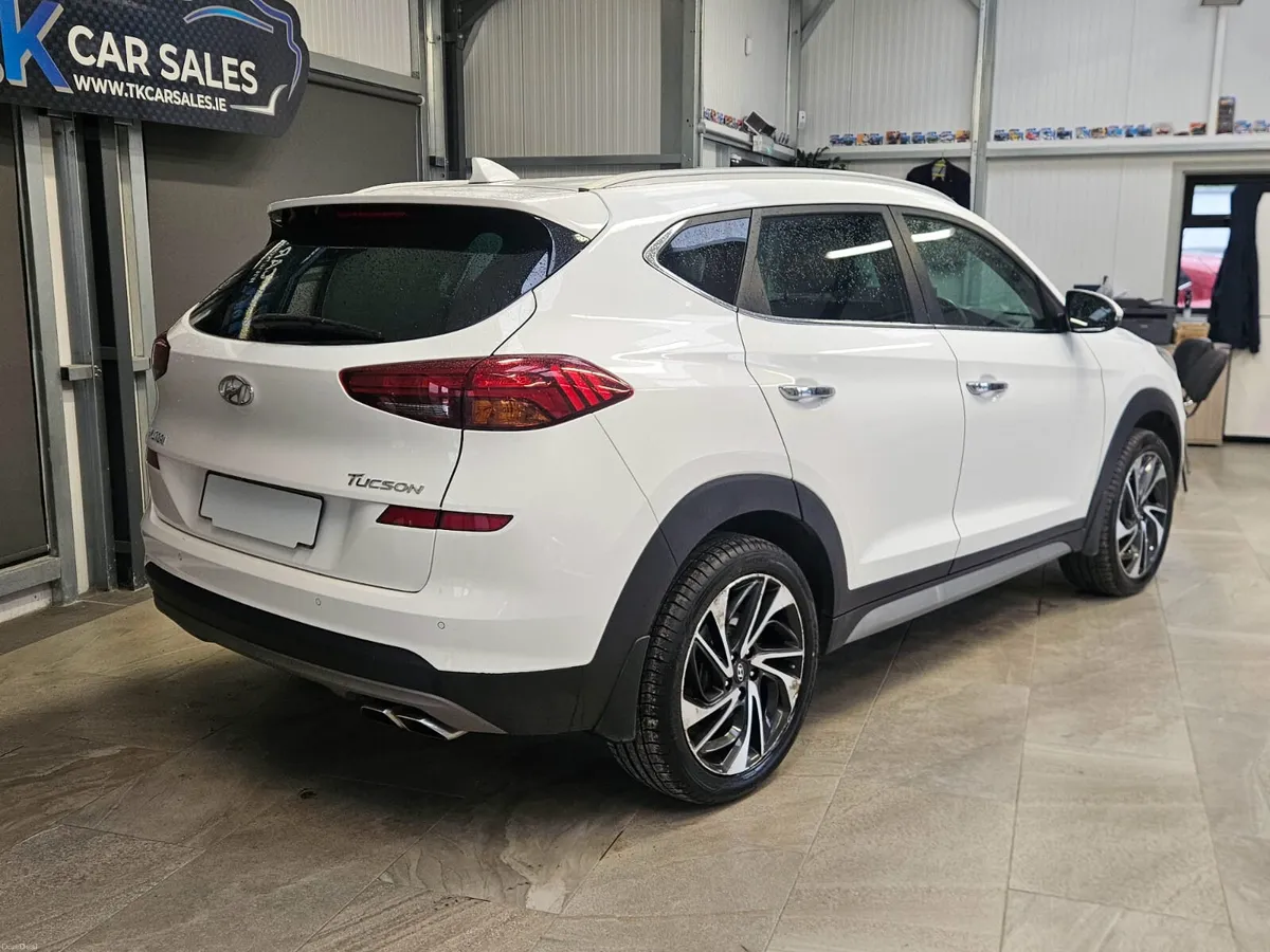 19 HYUNDAI TUCSON EXECUTIVE PLUS - Image 2