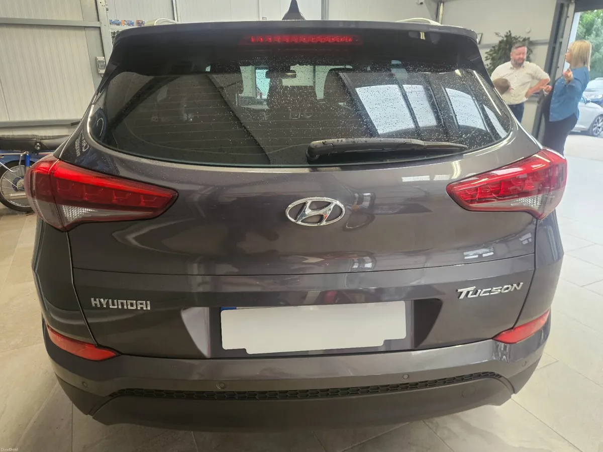 16 HYUNDAI TUCSON COMFORT - Image 4