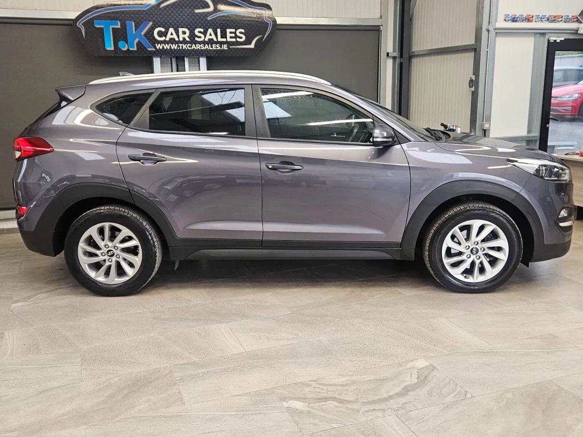 16 HYUNDAI TUCSON COMFORT - Image 3
