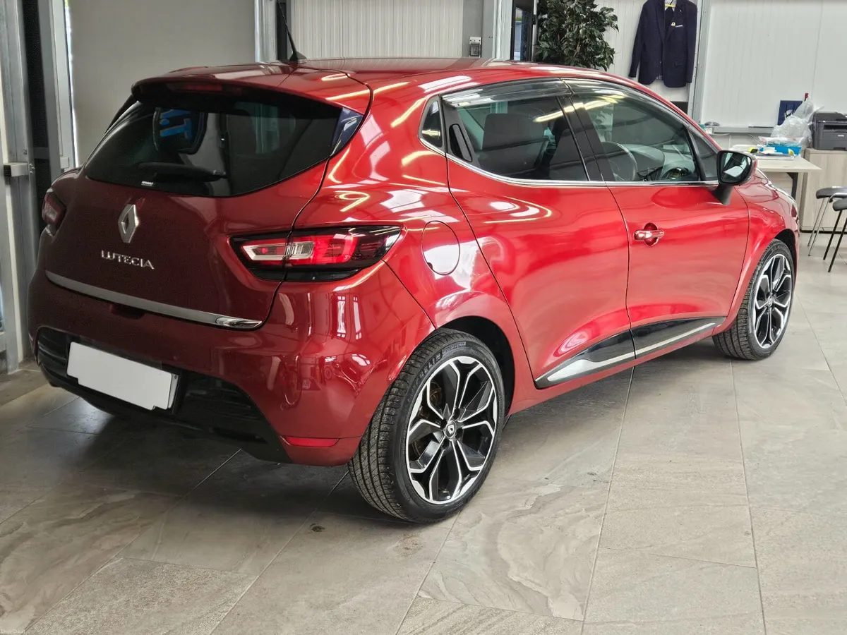 18 RENAULT CLIO - Image 3