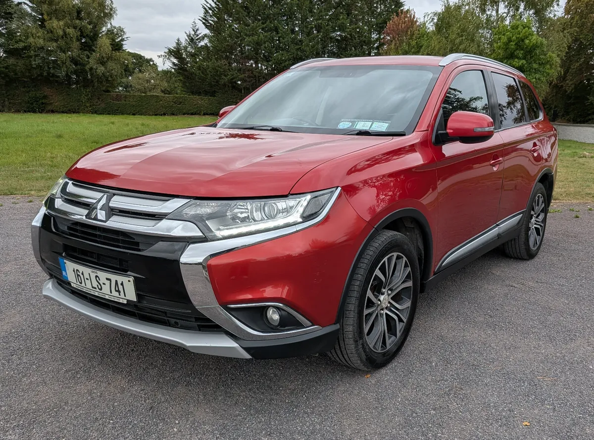 Mitsubishi Outlander Instyle/ Automatic/4x4 / 2016 - Image 4