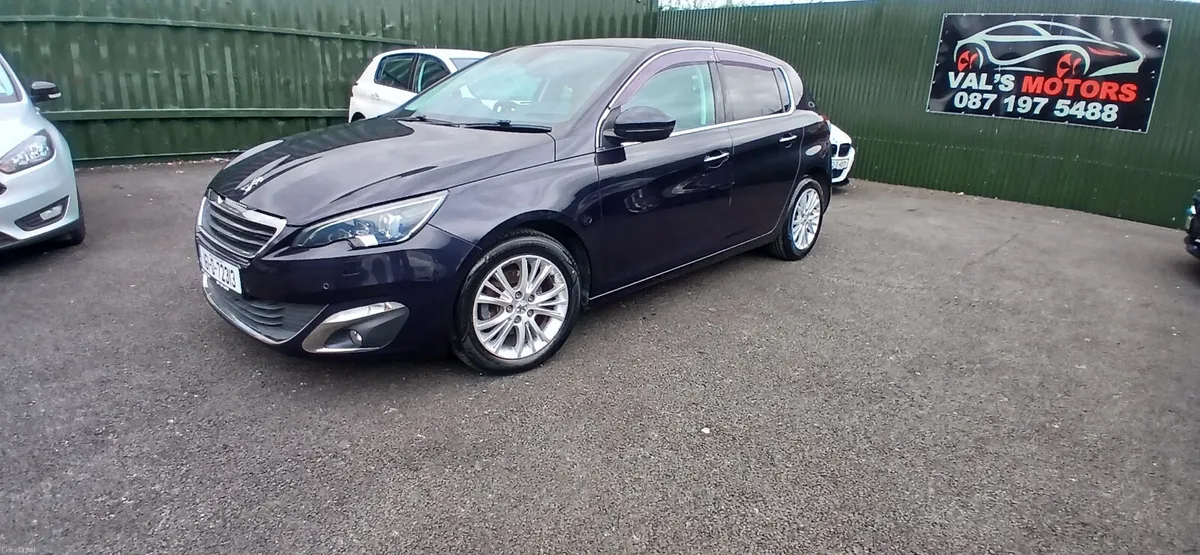16 Peugeot 308 1.2 Petrol Auto Gearbox  Low Mileag - Image 3
