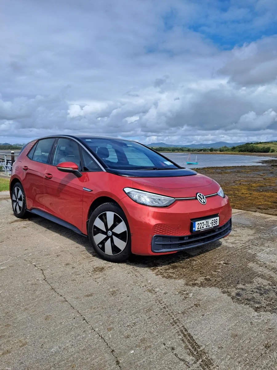 Volkswagen ID.3 Life 58 kwh 2022 - Image 2