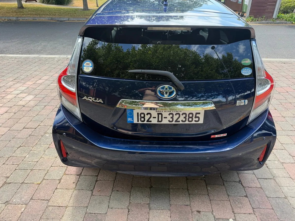 Toyota Aqua Hybrid keyless - Image 3
