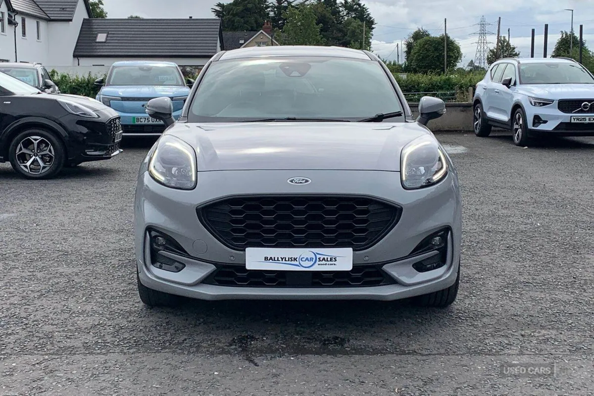 Ford Puma HATCHBACK - Image 4