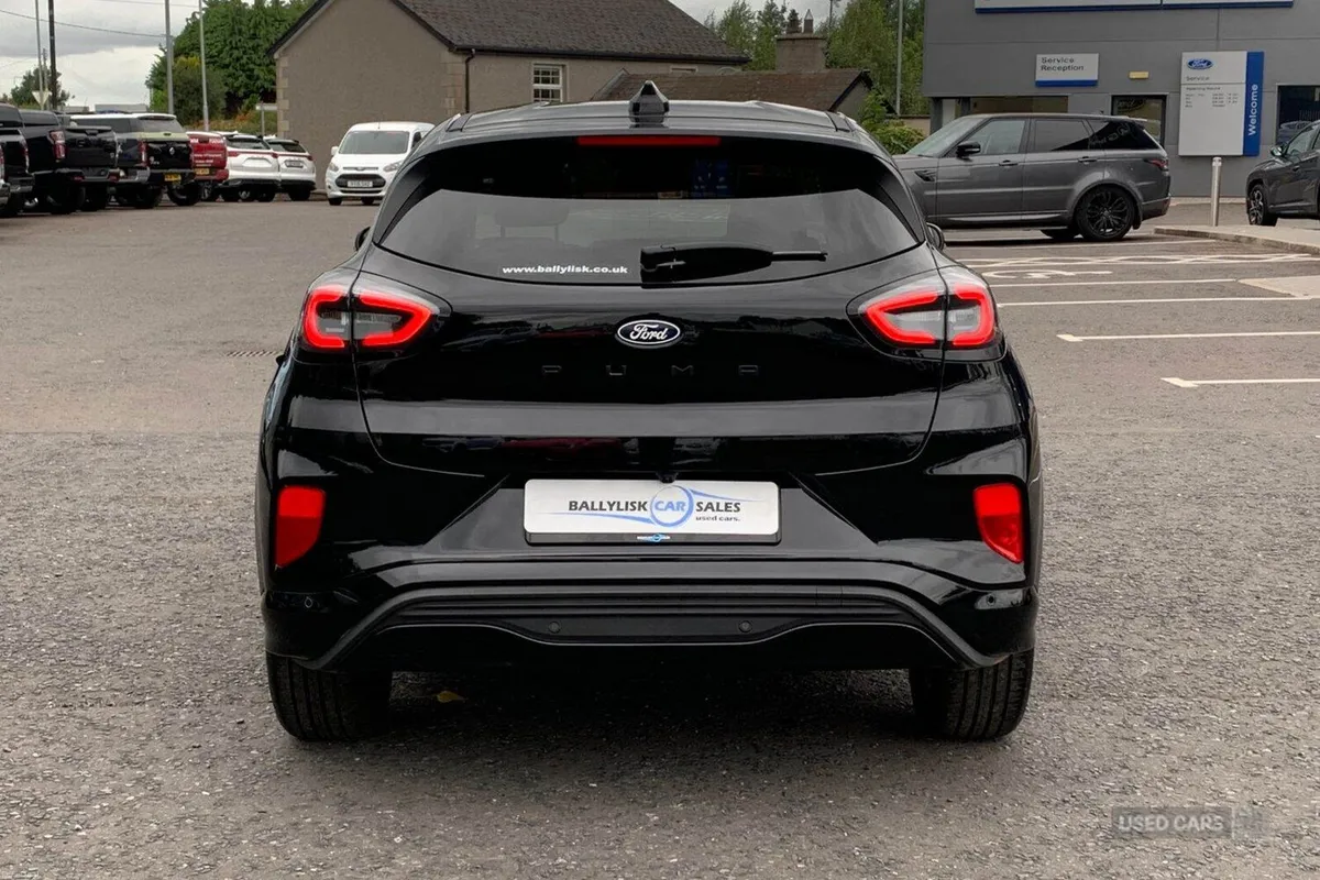 Ford Puma 1.0T 125PS Auto ST-Line in Agate Black w - Image 5