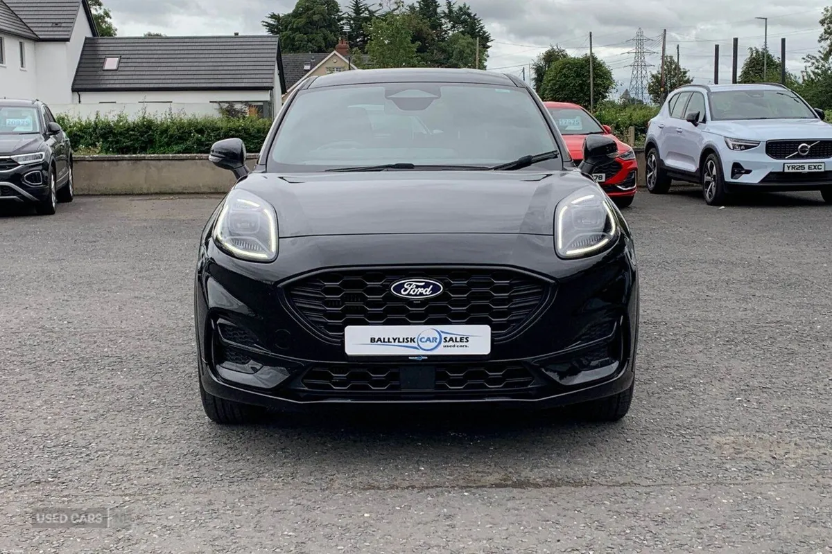 Ford Puma 1.0T 125PS Auto ST-Line in Agate Black w - Image 4