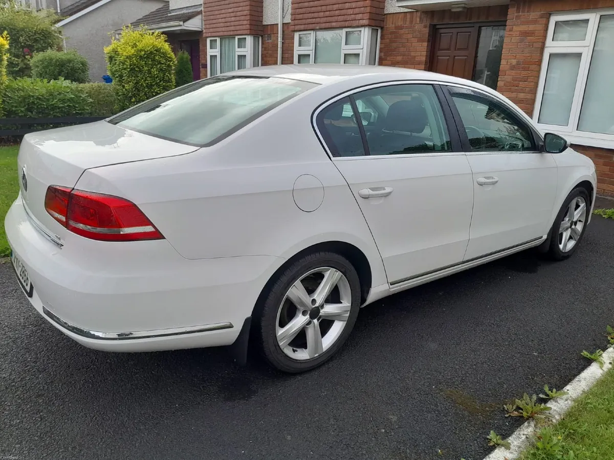 2012 Volkswagen Passat NCT & Tax €4,250 - Image 3