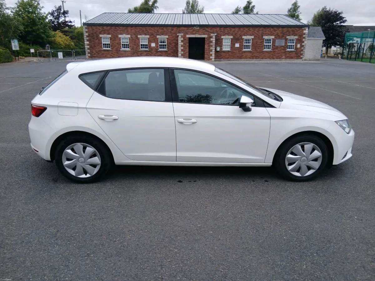 142 Seat Leon, New NCT 08/27, Low Mileage 144km - Image 5