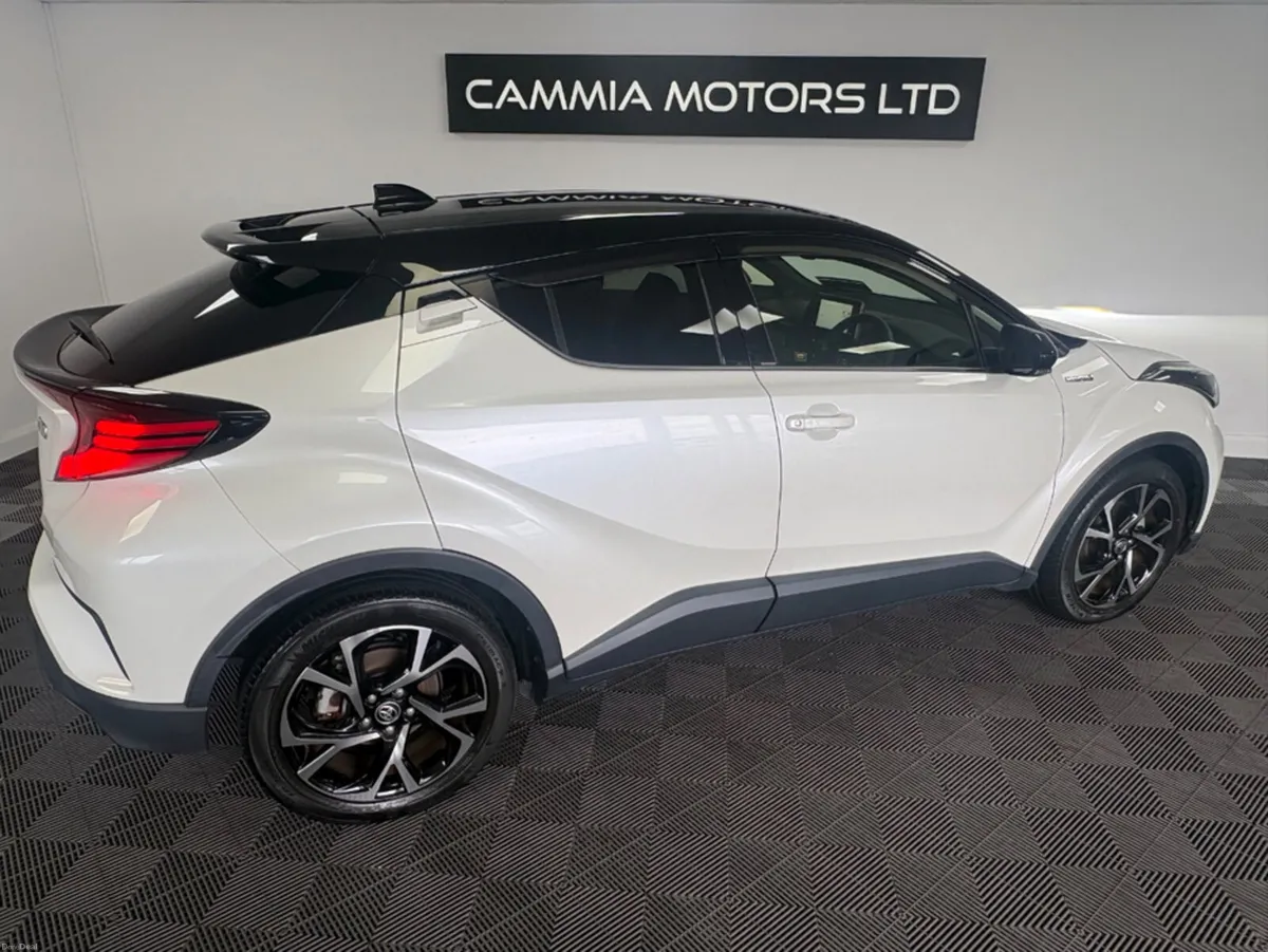 Toyota C-HR TOYOTA CHR 1.8 PETROL HYBRID AUTO - Image 2