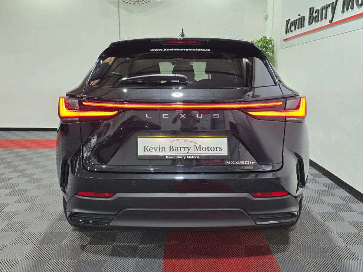 Lexus NX PHEV (PREMIUM PACK) 4WD AUTOMATIC **ONE O - Image 3