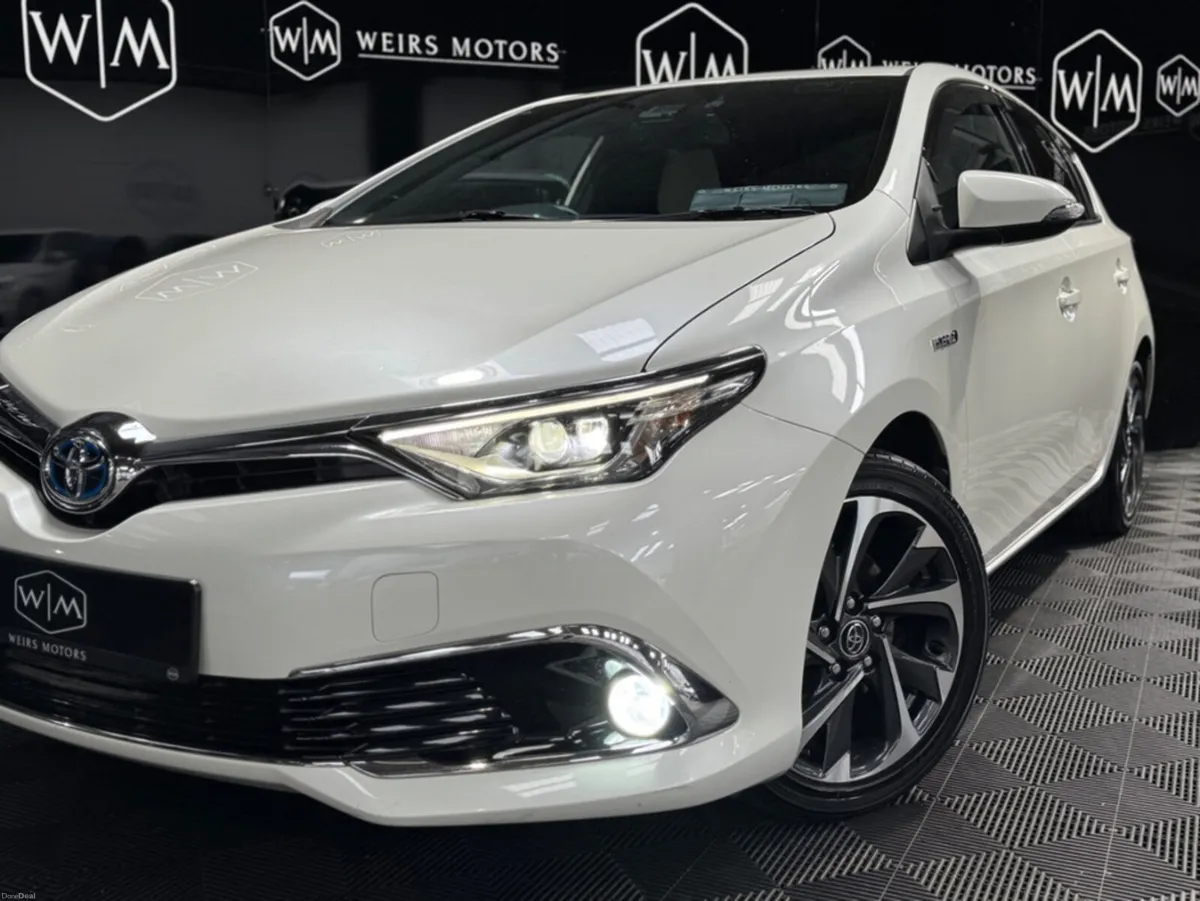 Toyota Auris HYBRID//AUTOMATIC//ONLY74,762KM - Image 3