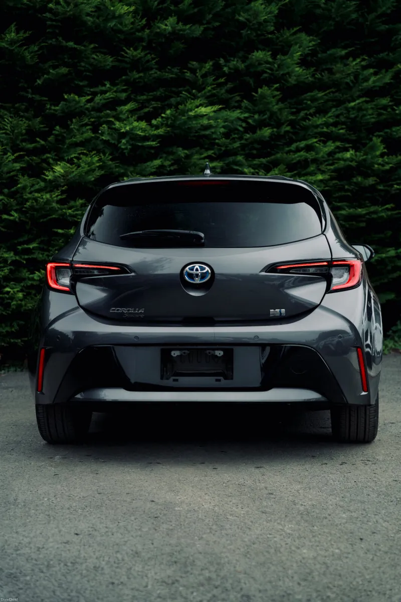 Toyota Corolla Sport Hybrid 2023 | Modern Hybrid - Image 4