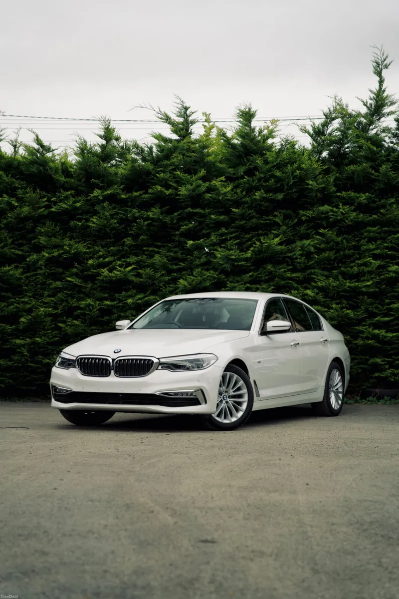 BMW 523d Luxury 2017 | Premium Executive Saloon - Image 1