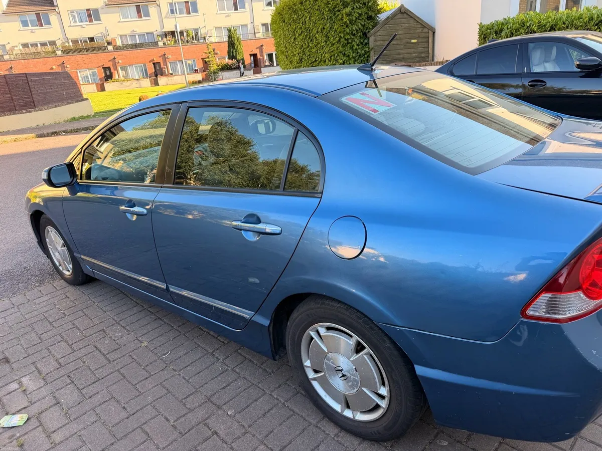 Honda Civic 1.3 Hybrid New NCT 03/27 - Image 4