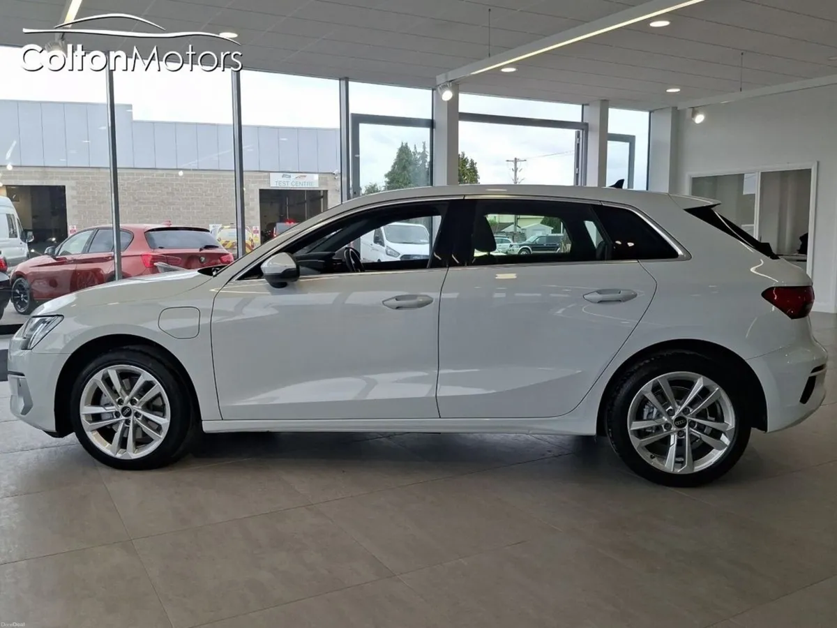 Audi A3 A3 Sport 40 Tfsi E Sport  40  204 13kWh PH - Image 6
