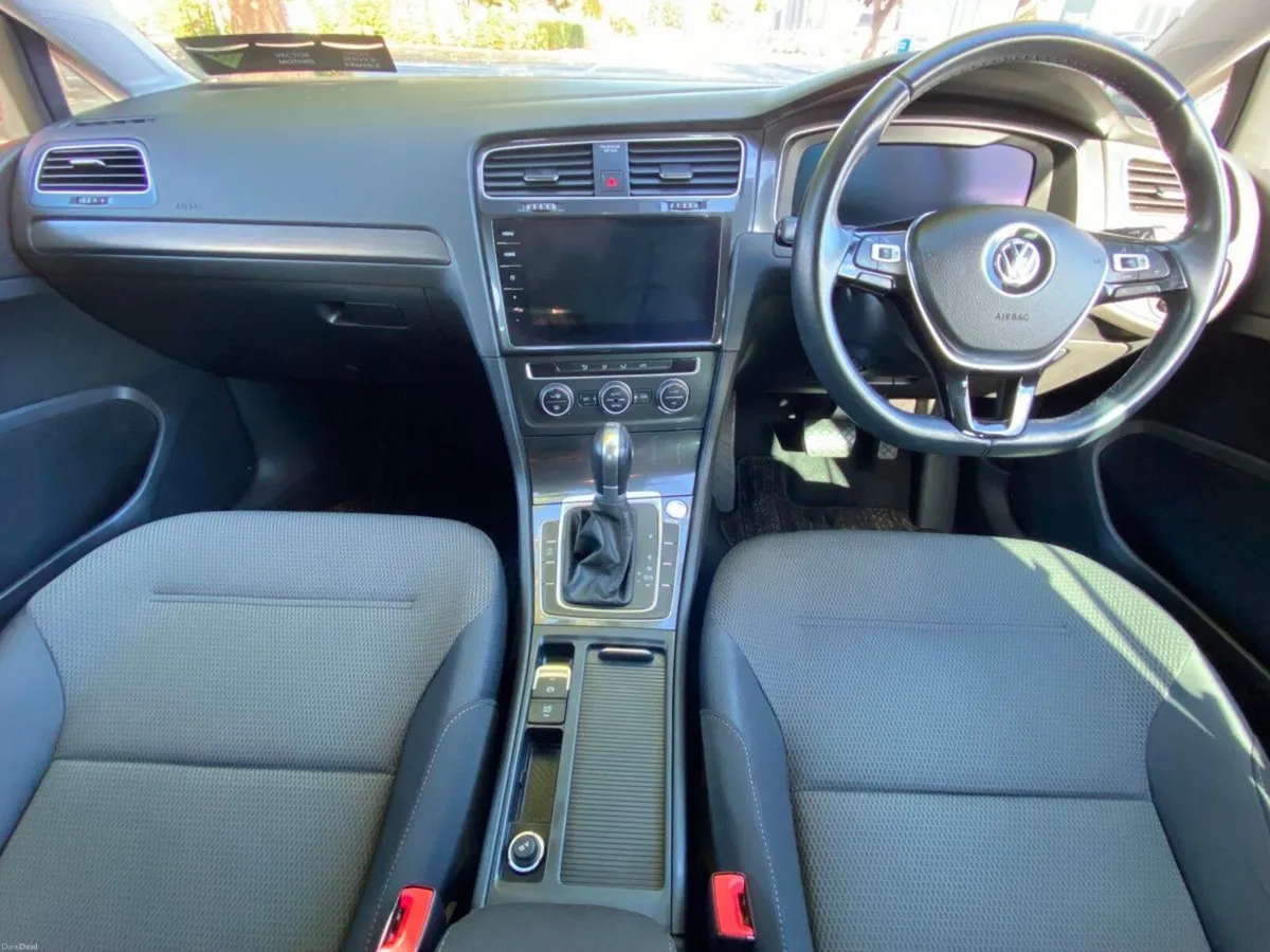 Volkswagen Golf 1.2 COMFORTLINE PETROL AUTO DIGITA - Image 2