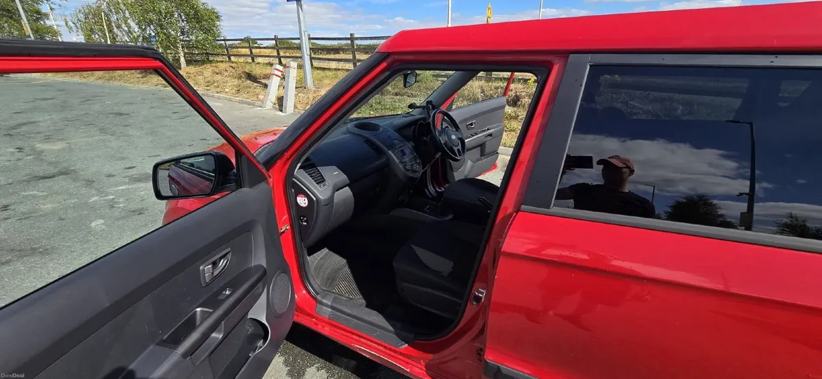 Kia Soul - Clean Car, Drives Great - Bargain Price - Image 5