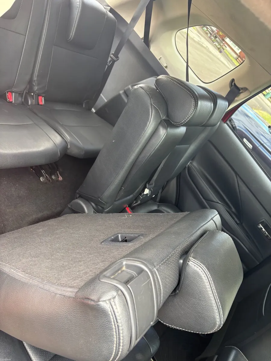 Mitsubishi Outlander 2015 - Image 3