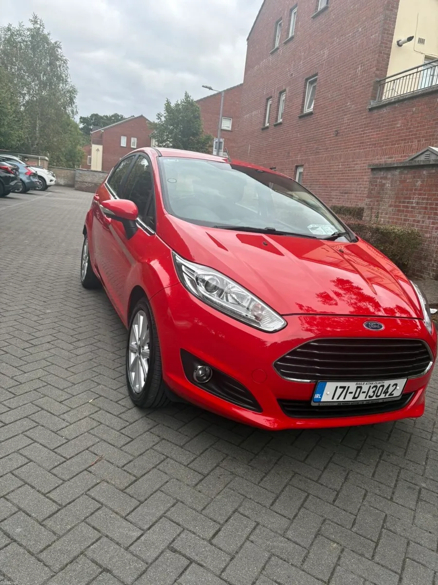 Car - Image 3