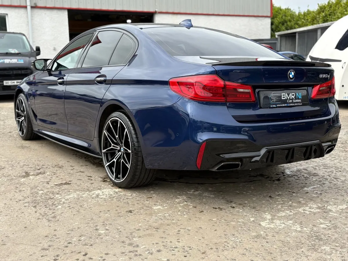 2017 BMW 530 M SPORT AUTO HYBRID - Image 4