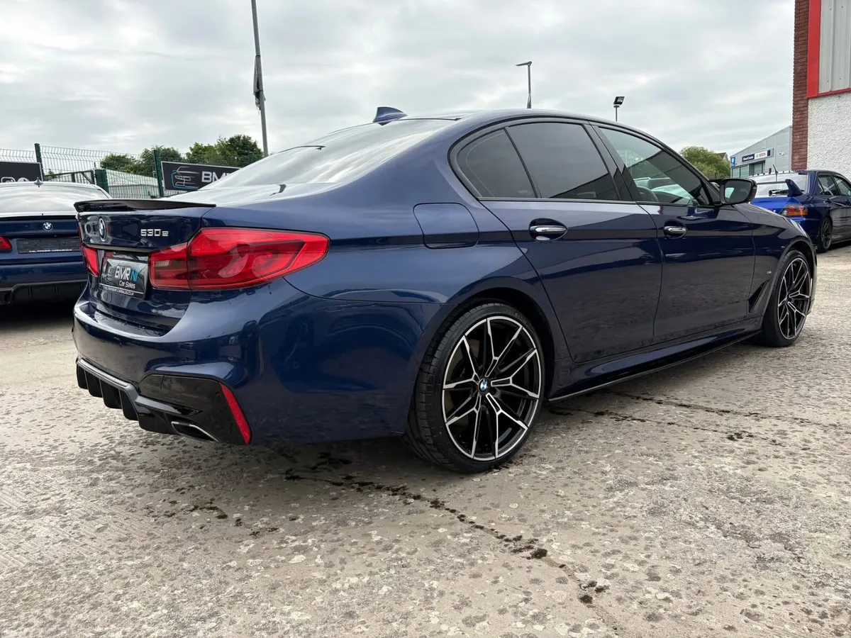 2017 BMW 530 M SPORT AUTO HYBRID - Image 6