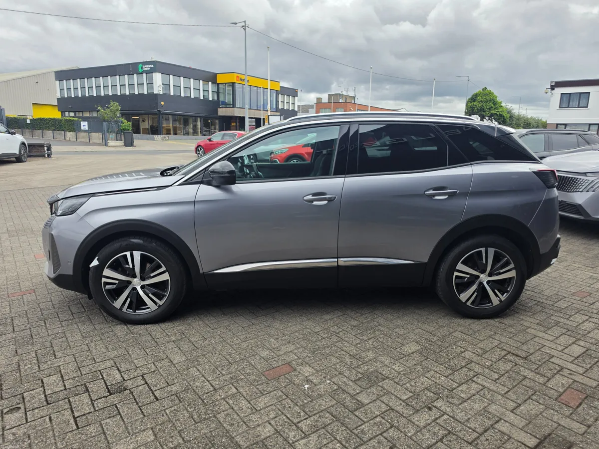 Peugeot 3008 2023 - Image 6