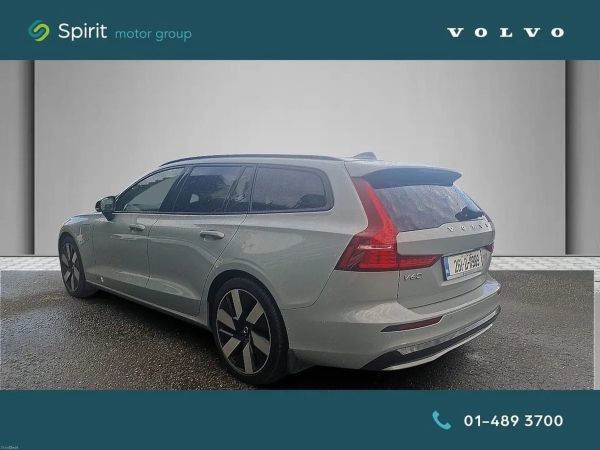 Volvo V60 T6 Plus Plug In Hybrid - Image 2