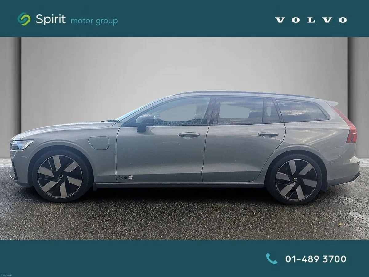 Volvo V60 T6 Plus Plug In Hybrid - Image 6