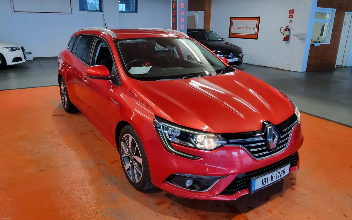 Renault Megane 2018 - Image 1