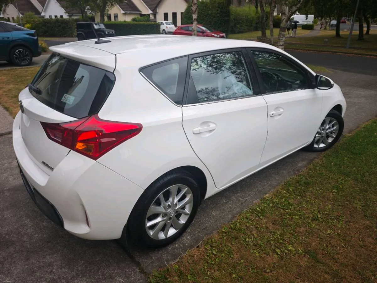 Toyota Auris NEW NCT - Image 4